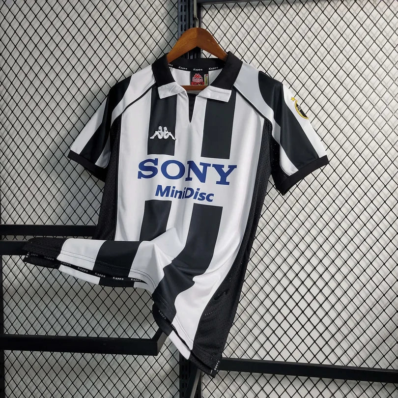 Juventus-Heimtrikot 1997