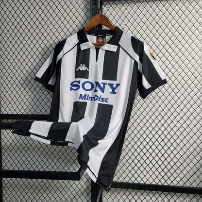Juventus-Heimtrikot 1997