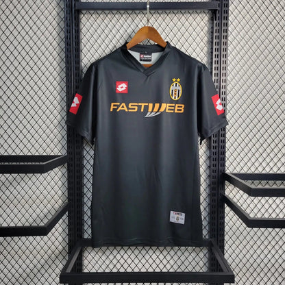 Koszulka wyjazdowa Juventusu 2001