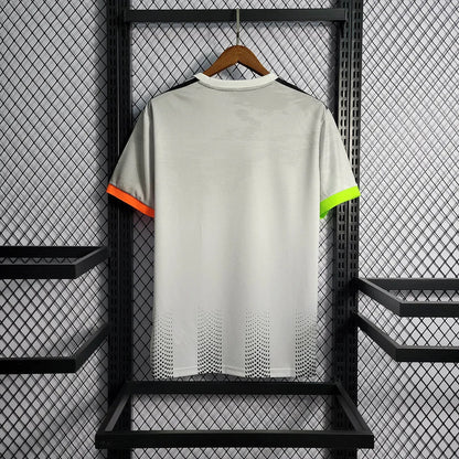 Juventus 2019 schwarz-weiß gestreiftes Trikot