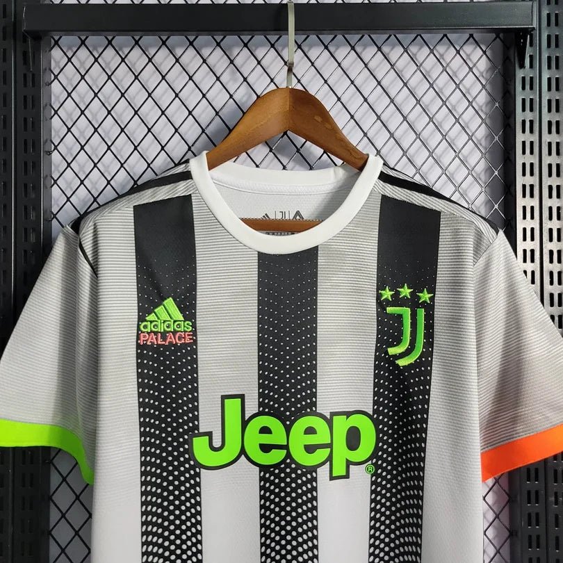 Juventus 2019 schwarz-weiß gestreiftes Trikot
