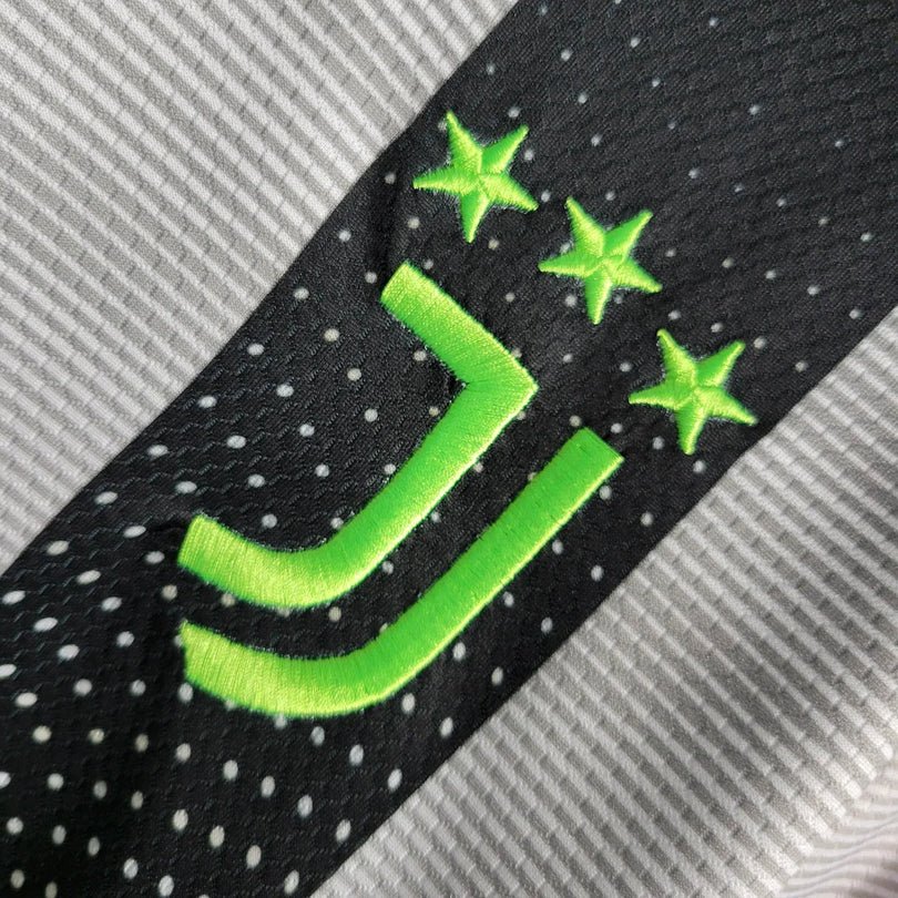 Juventus 2019 schwarz-weiß gestreiftes Trikot