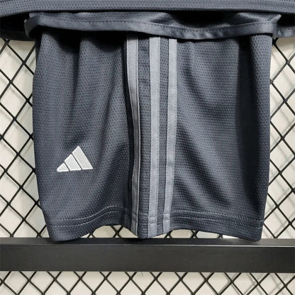 Tercera camiseta visitante de la Juventus 2023