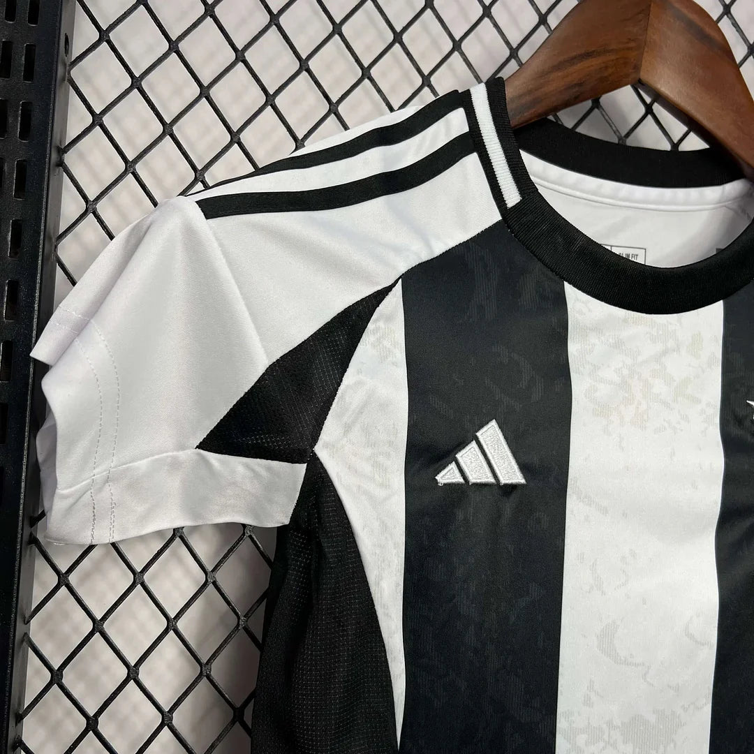Domowa koszulka Juventusu 2024
