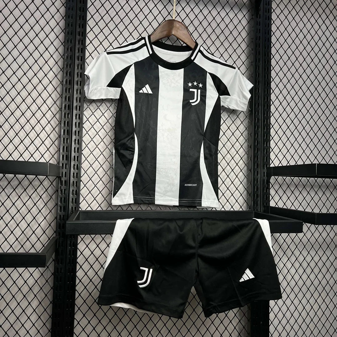 Domowa koszulka Juventusu 2024