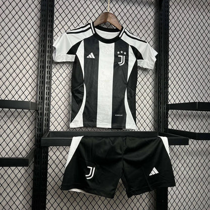 Domowa koszulka Juventusu 2024