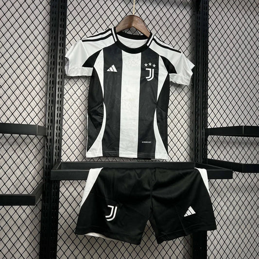 Dziecięca koszulka domowa Juventusu 2024