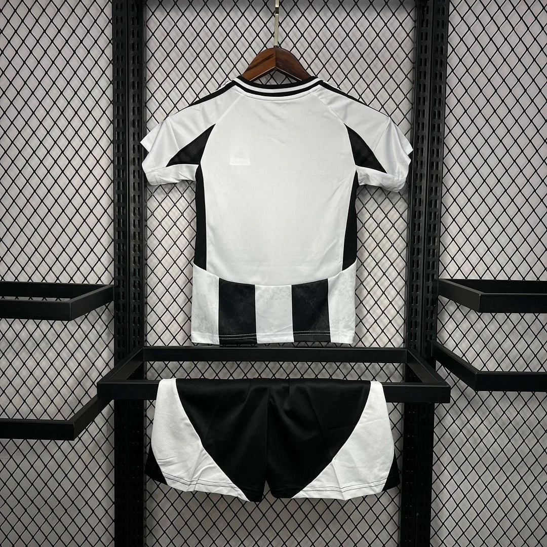 Domowa koszulka Juventusu 2024