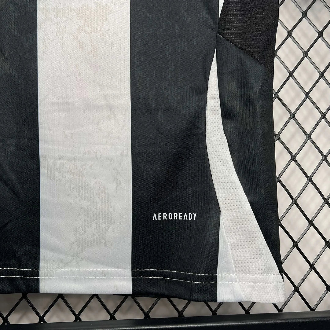 Domowa koszulka Juventusu 2024