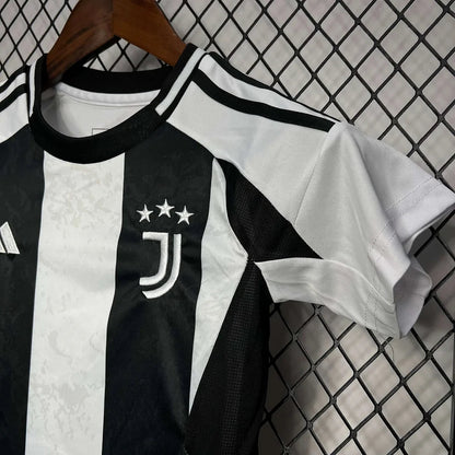 Domowa koszulka Juventusu 2024