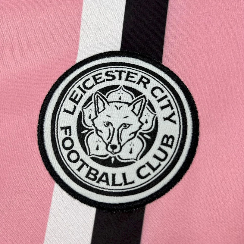 Terza maglia da trasferta del Leicester City 2025