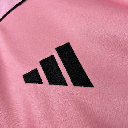 Terza maglia da trasferta del Leicester City 2025