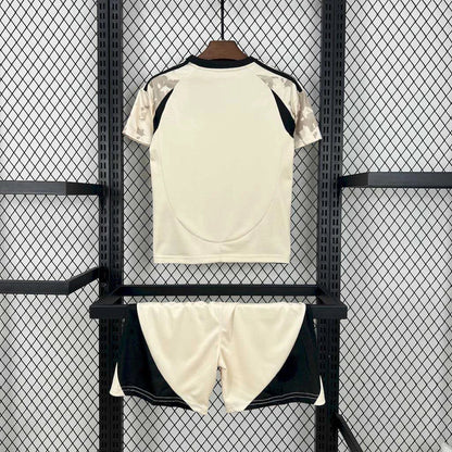 Camiseta visitante del Leipzig 2025