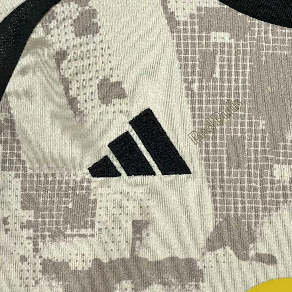 Camiseta visitante del Leipzig 2025