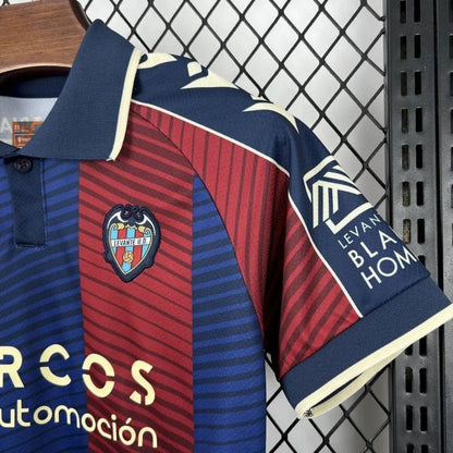Camiseta local del Levante 2025