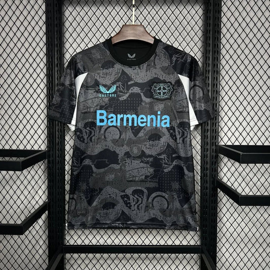 Terza maglia da trasferta del Leverkusen 2024