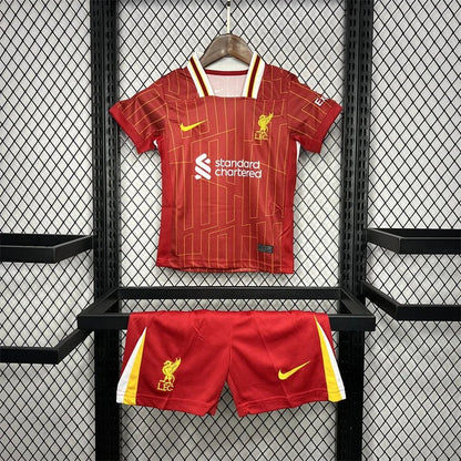 Camiseta local del Liverpool 2024