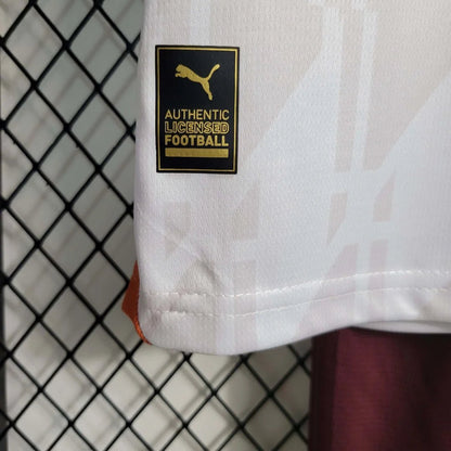 Camisola de fora do Manchester City 2023