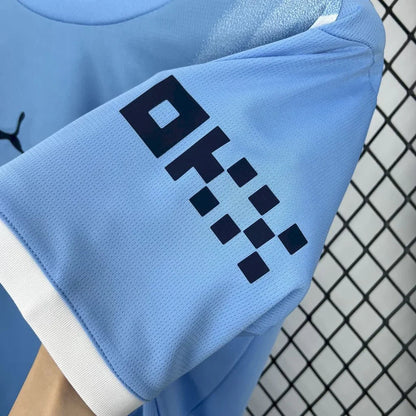 Camisola principal do Manchester City 2025