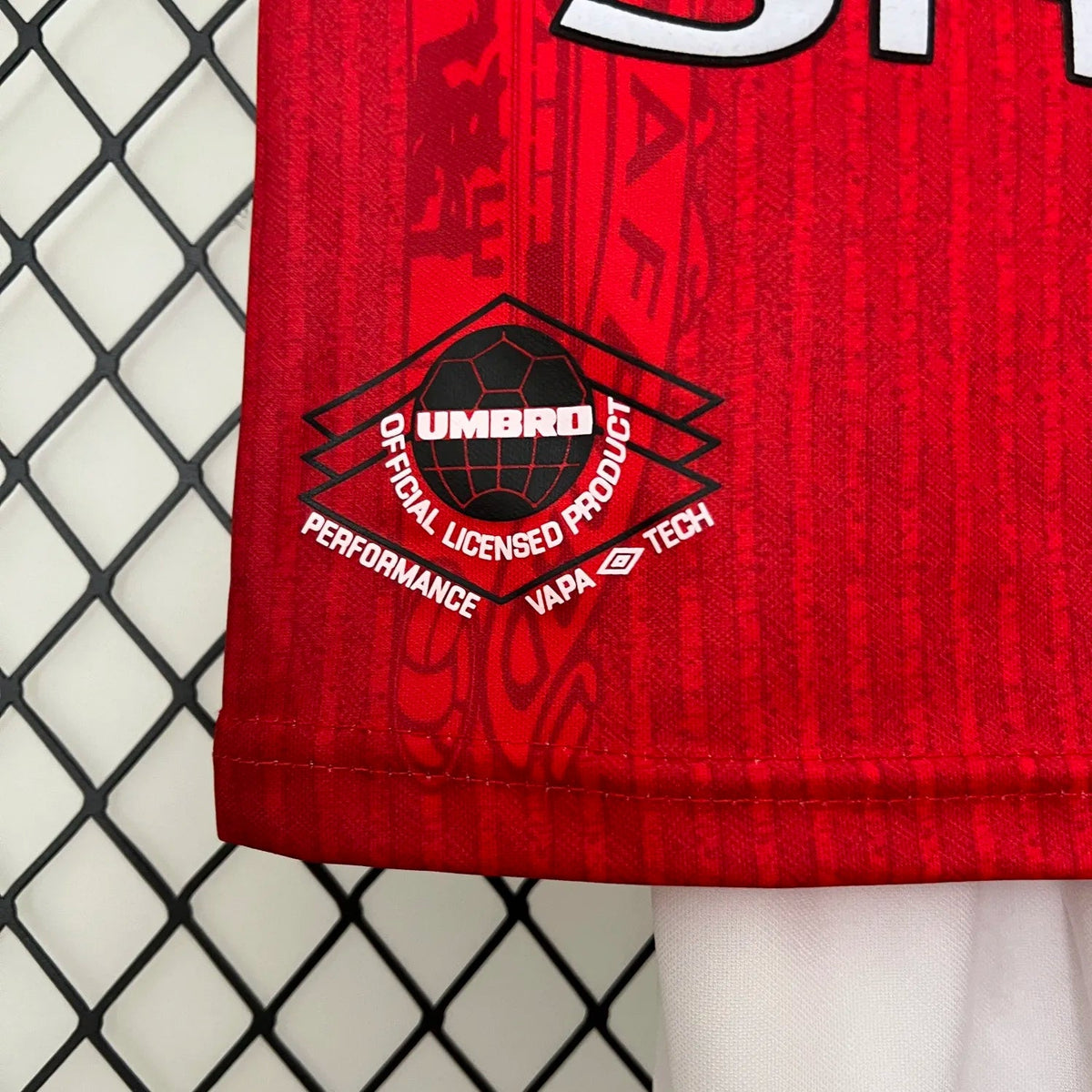 Manchester United 1996 Home jersey