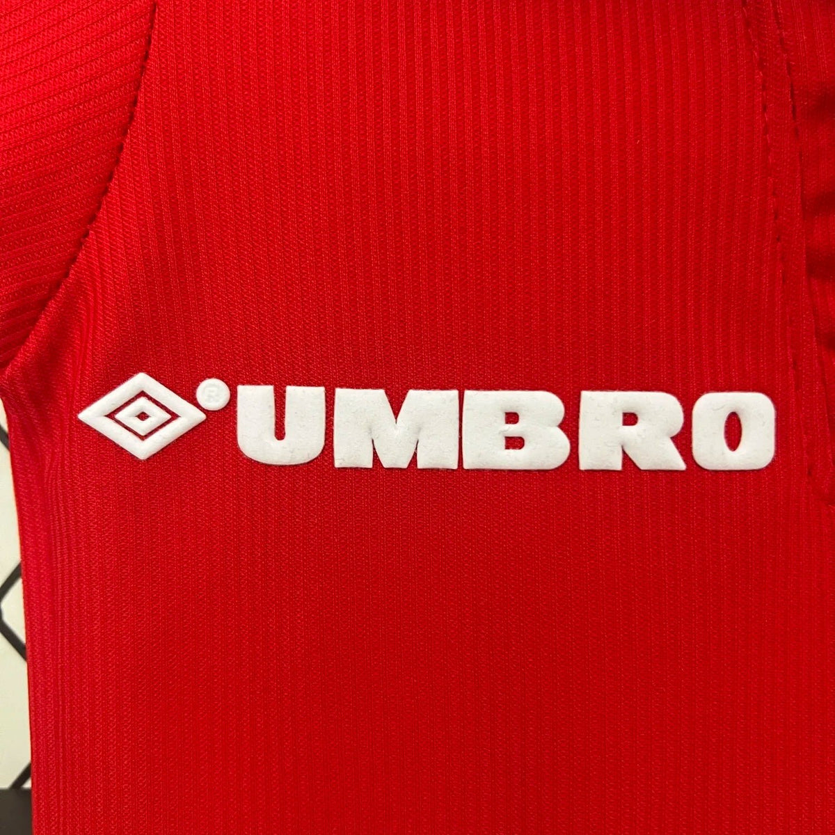 Manchester United 1998 Home jersey