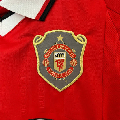 Camiseta local del Manchester United 1999