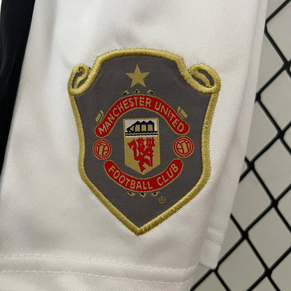 Camiseta local del Manchester United 1999