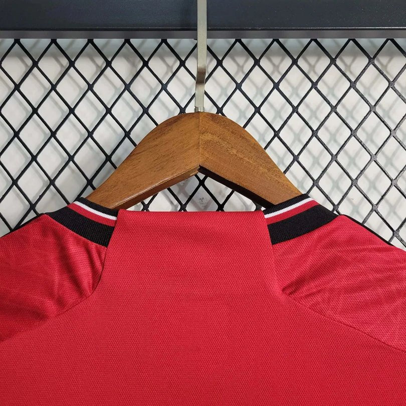 Camisola principal do Manchester United 2023