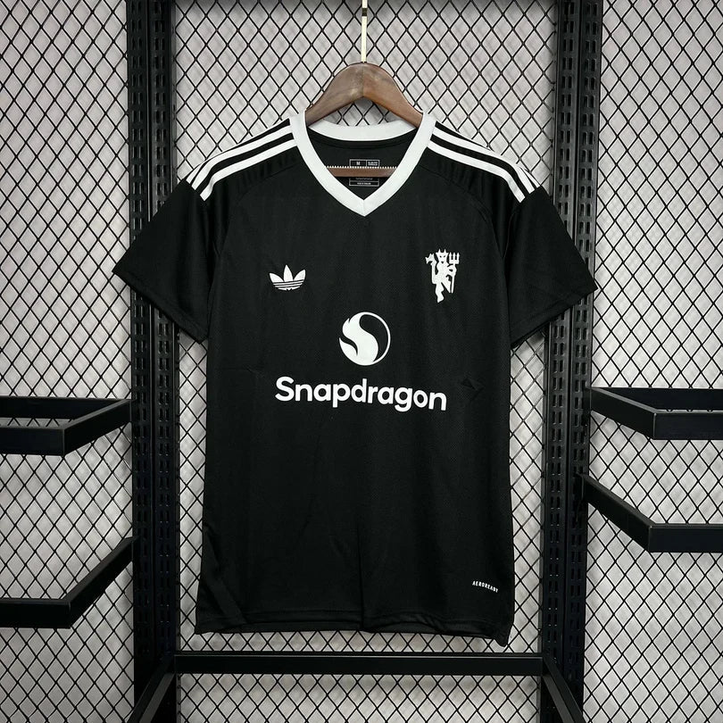 Manchester United 2024 Goal Keeper Jersey