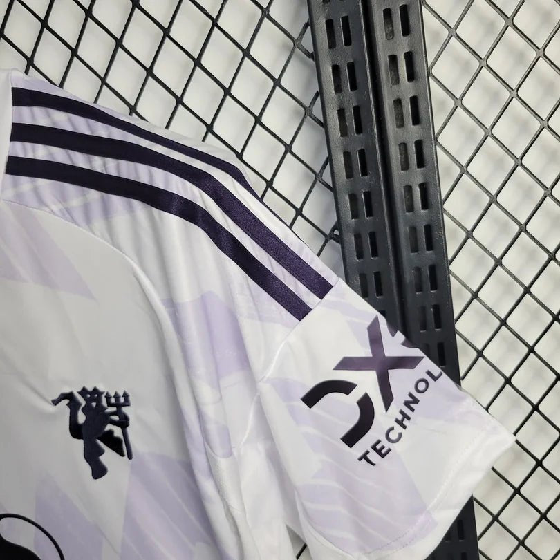Manchester United 2025 Away Jersey