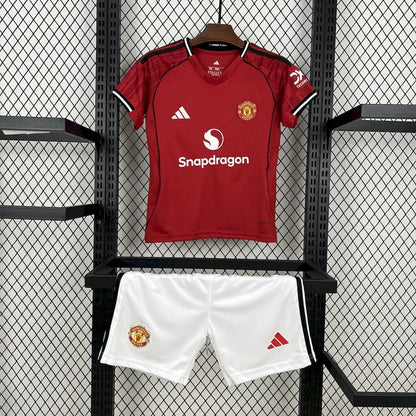 Domowa koszulka Manchesteru United 2025