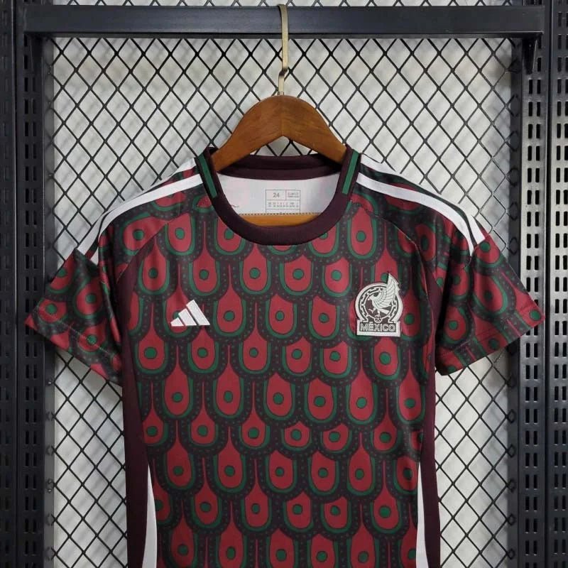 Camiseta local de México 2024