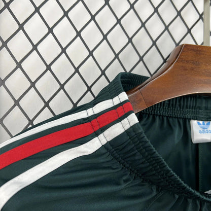 Pantalones cortos de visitante de México 2026