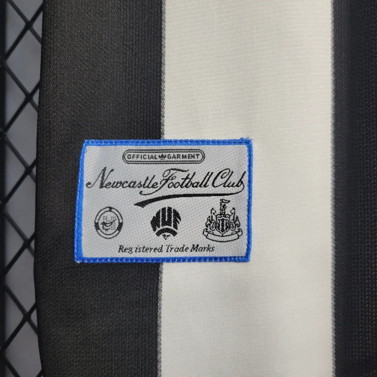 Maillot domicile Newcastle 1995