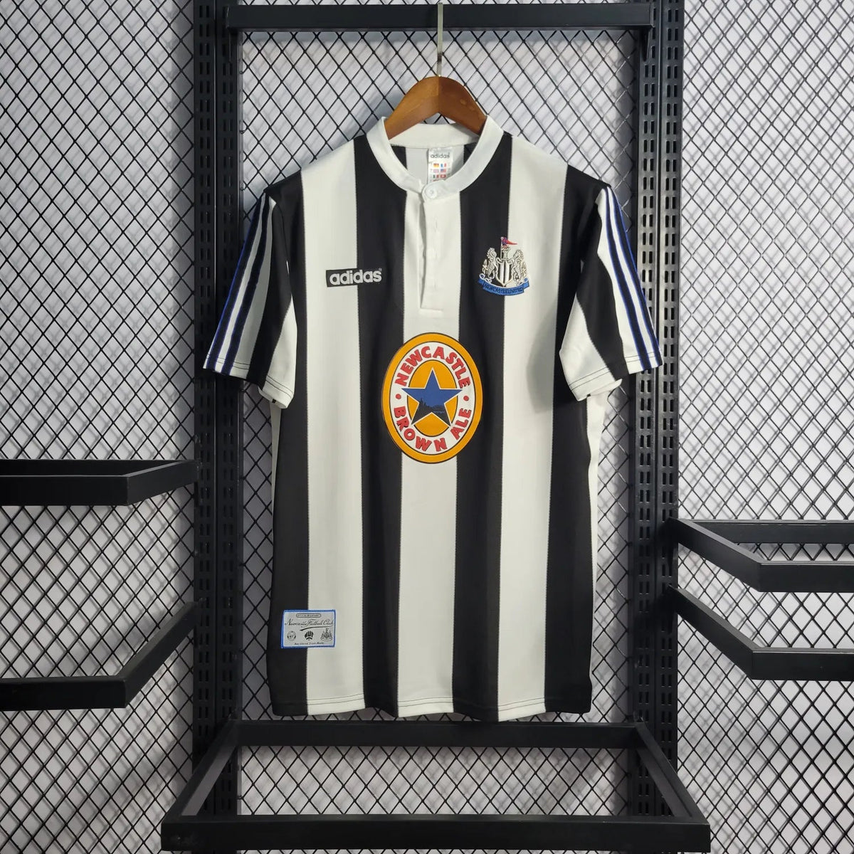 Maillot domicile Newcastle 1995
