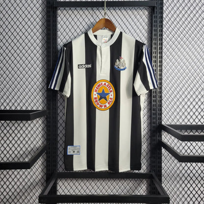 Maillot domicile Newcastle 1995