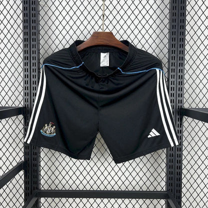 Newcastle 2025 thuisshorts
