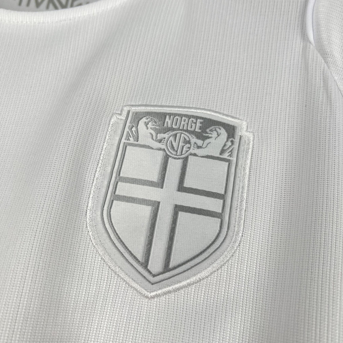 Troisième maillot extérieur de la Norvège pour la Coupe du monde 2026