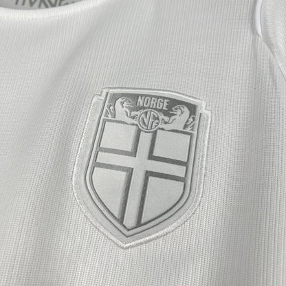 Troisième maillot extérieur de la Norvège pour la Coupe du monde 2026