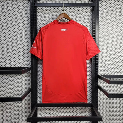 Camisola de casa do Nottingham Forest 2024