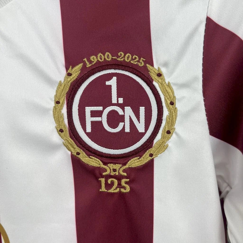 Nürnberg 2025 thuisshirt