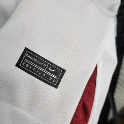 Maillot d’entraînement blanc du PSG Paris Saint-Germain 2023