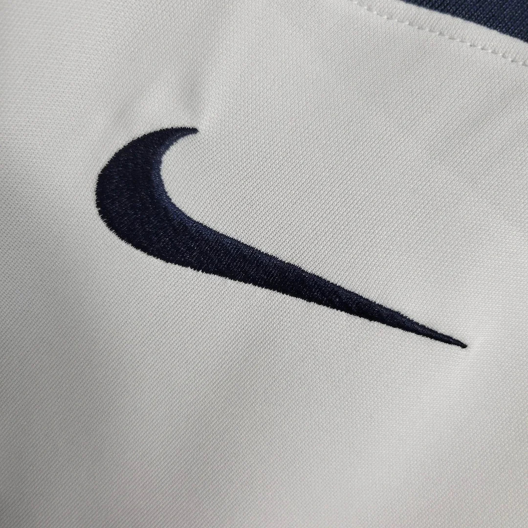 Maillot d’entraînement blanc du PSG Paris Saint-Germain 2023