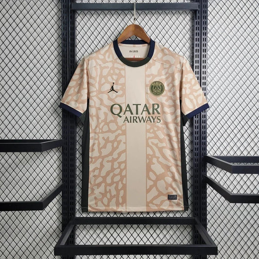 Quatrième maillot extérieur 2023 du PSG Paris Saint-Germain