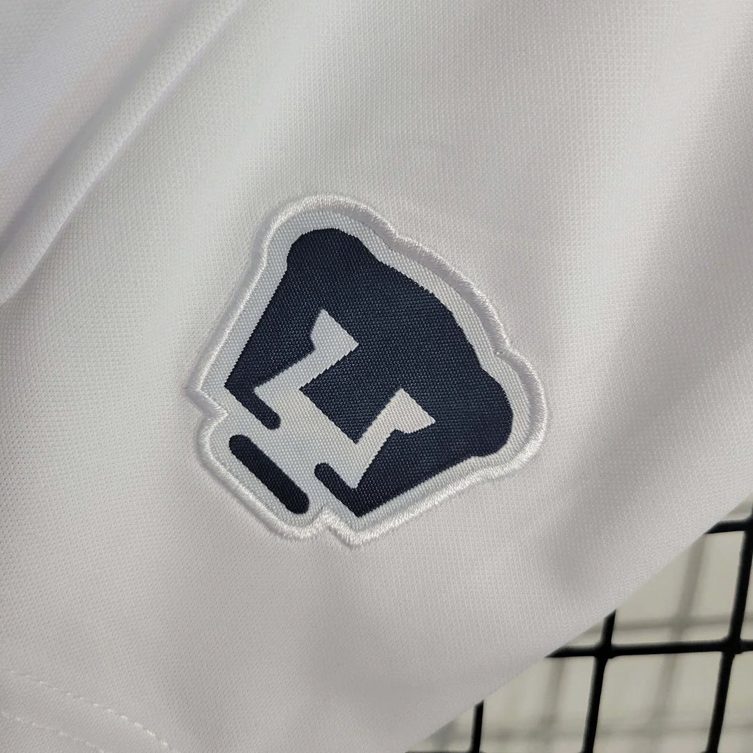 Maillot domicile 2023 des Pumas