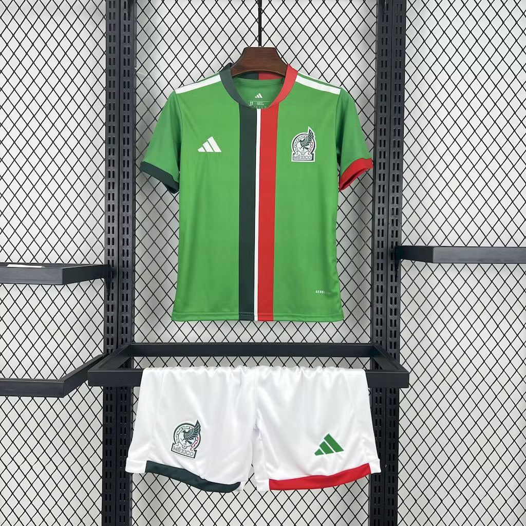 Camiseta local de México 2025