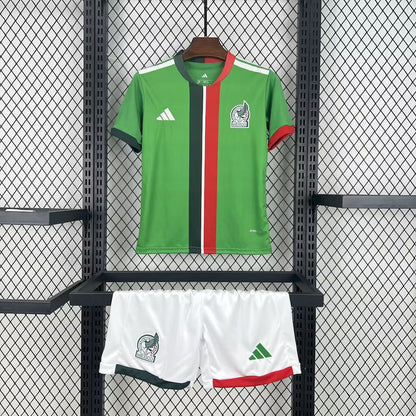 Camiseta local de México 2025
