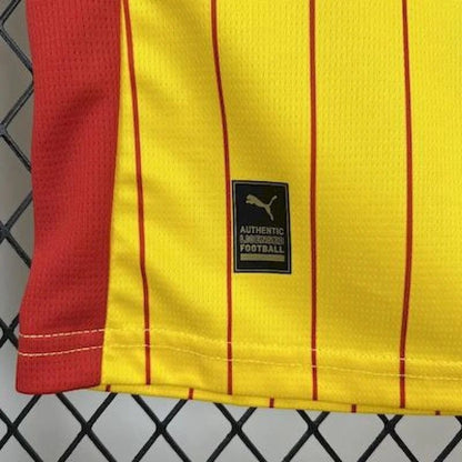 Maillot domicile du RC Lens 2025