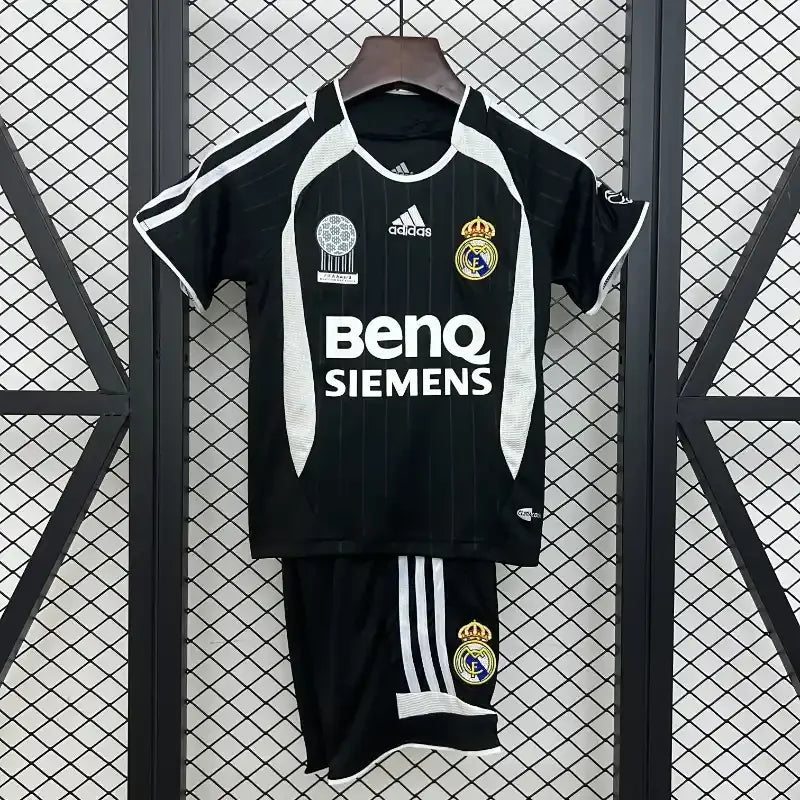 Real Madrid 2006 derde uitshirt