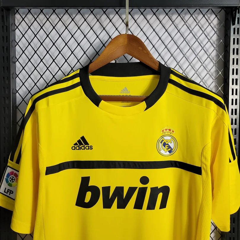 Real Madrid 2011 Yellow Goalkeeper Jersey